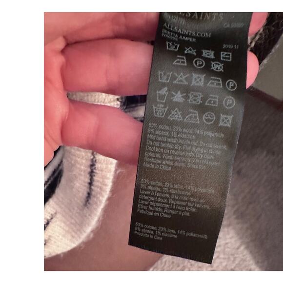 ALL SAINTS BLACK & WHITE OVERSIZED COTTON/ALPACA SWEATER; SIZE S - Picture 4 of 4